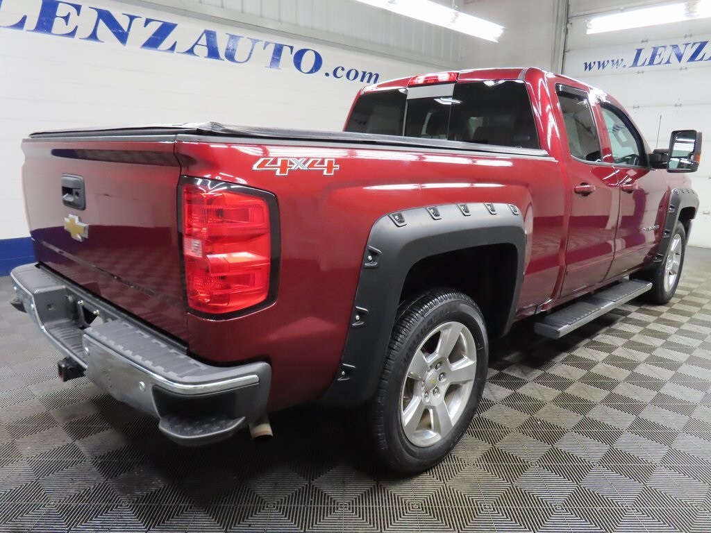 2016 Chevrolet Silverado 1500 LT photo 4