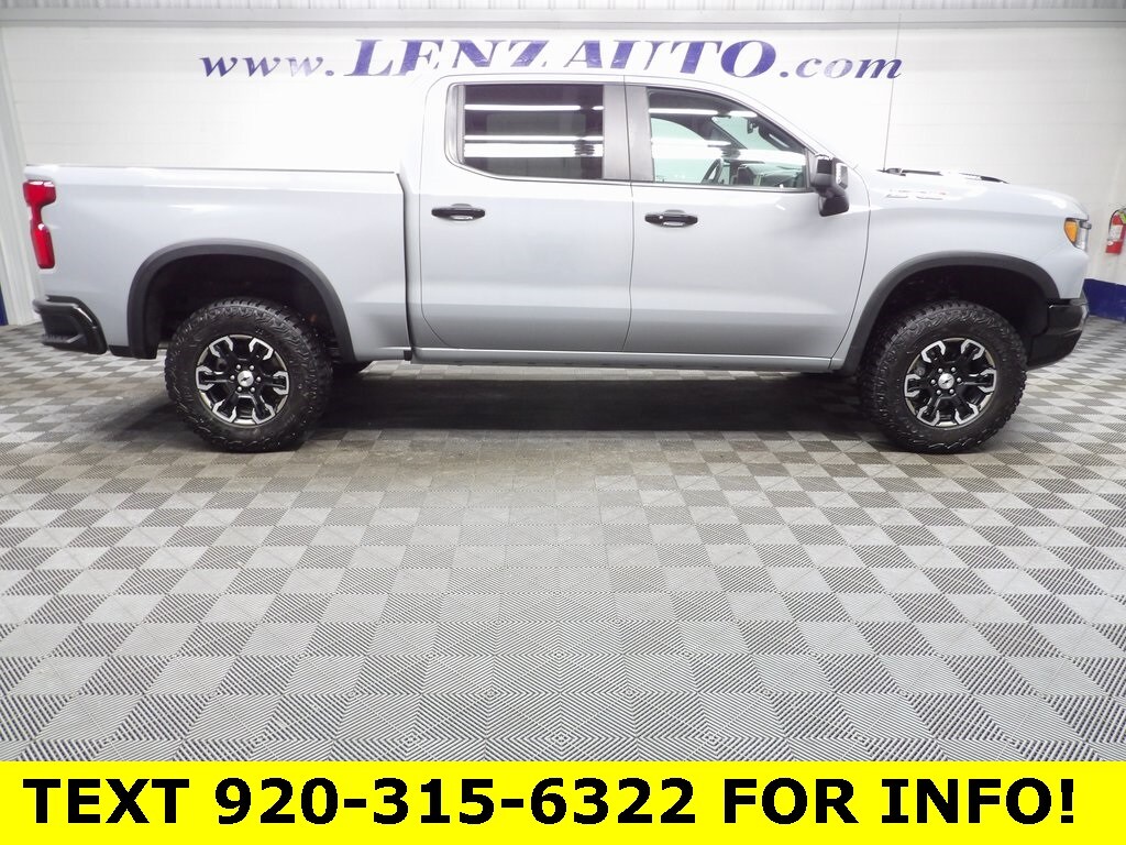 2024 Chevrolet Silverado 1500 ZR2 photo 2