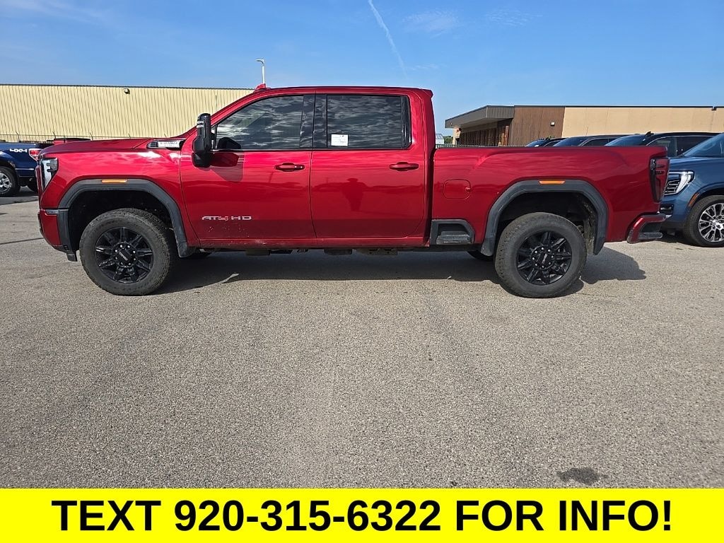 Used 2025 GMC Sierra 2500HD 4x4 Crew Cab AT4 Truck