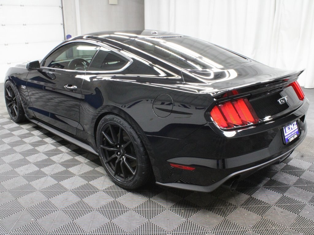 2015 Ford Mustang GT Premium photo 3