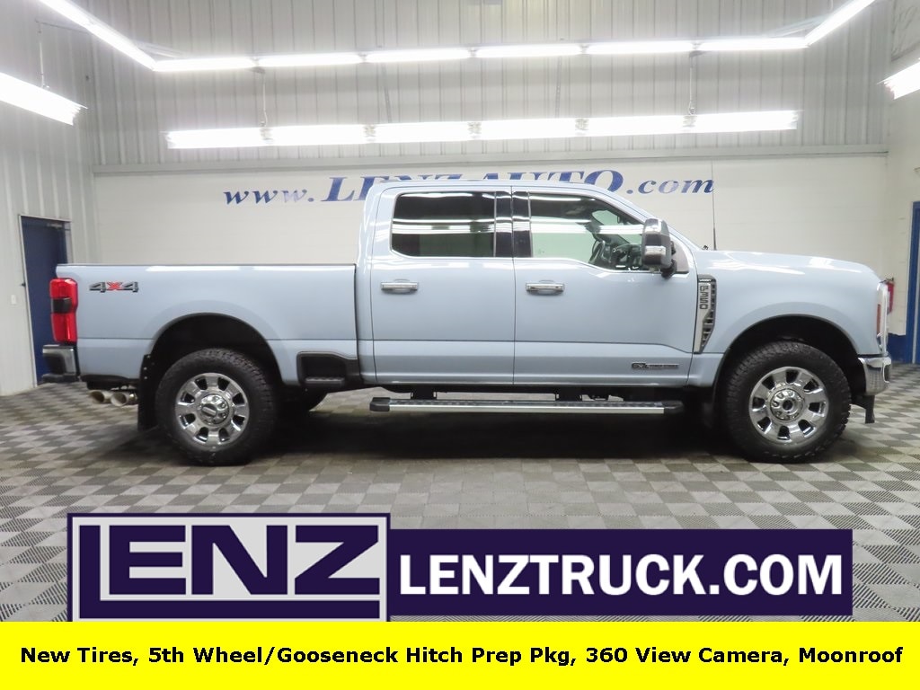 2025 Ford F-350 Super Duty Lariat's photo