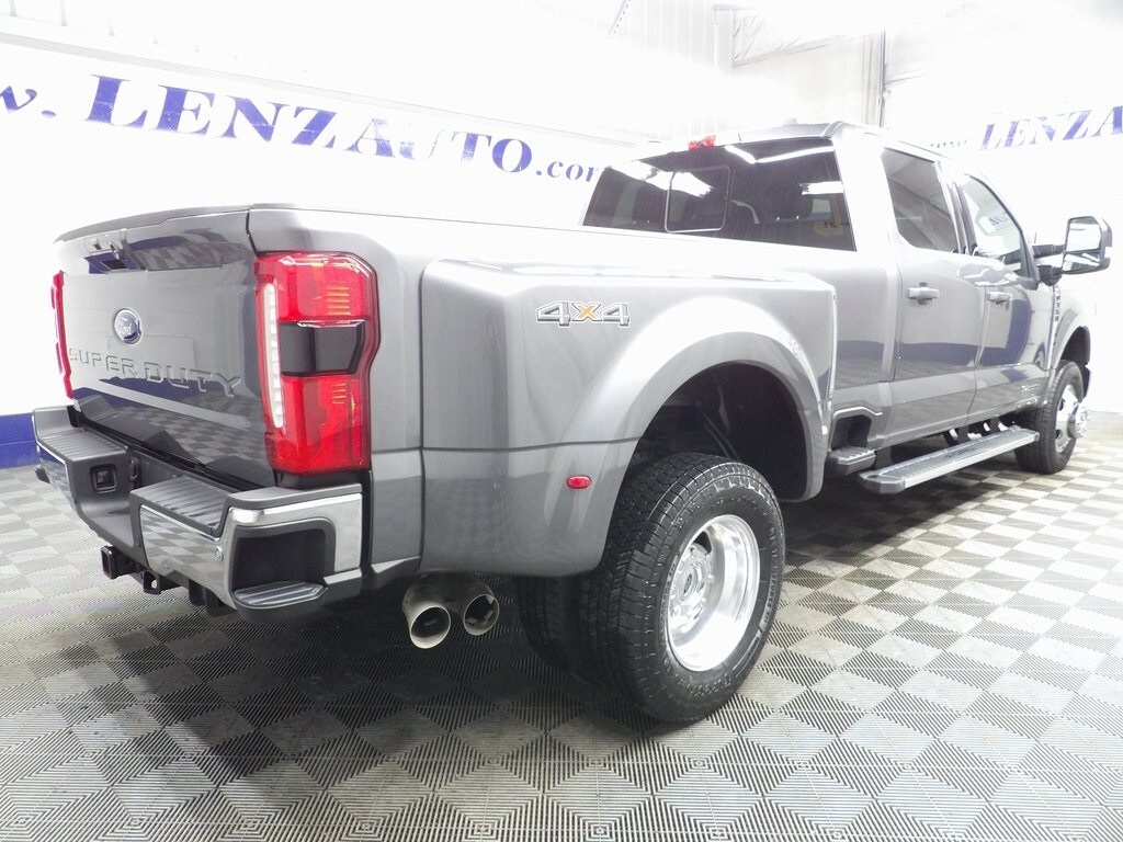 2024 Ford F-350 photo 4