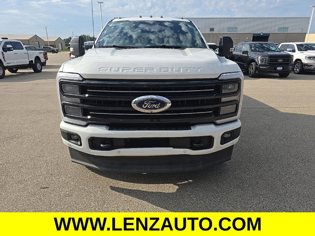 Used 2025 Ford F-250SD 4x4 Crew Cab Platinum Truck