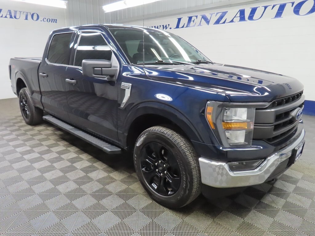 2023 Ford F-150 XLT photo 3