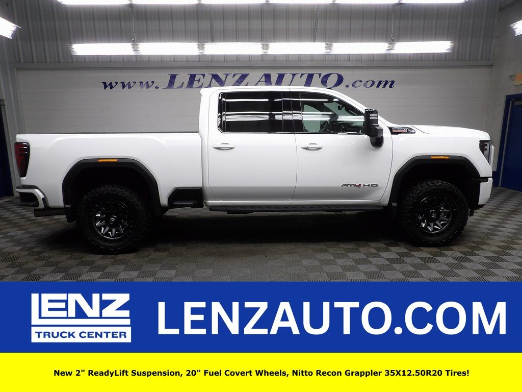 2024 GMC Sierra 4WD Crew Cab Standard Box AT4's photo