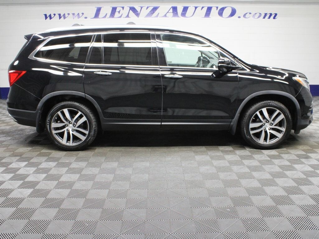 Used 2018 Honda Pilot Touring AWD SUV