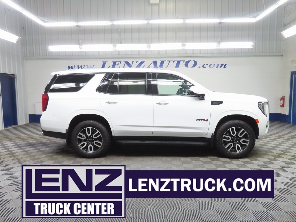 Used 2024 GMC Yukon AT4 4WD SUV