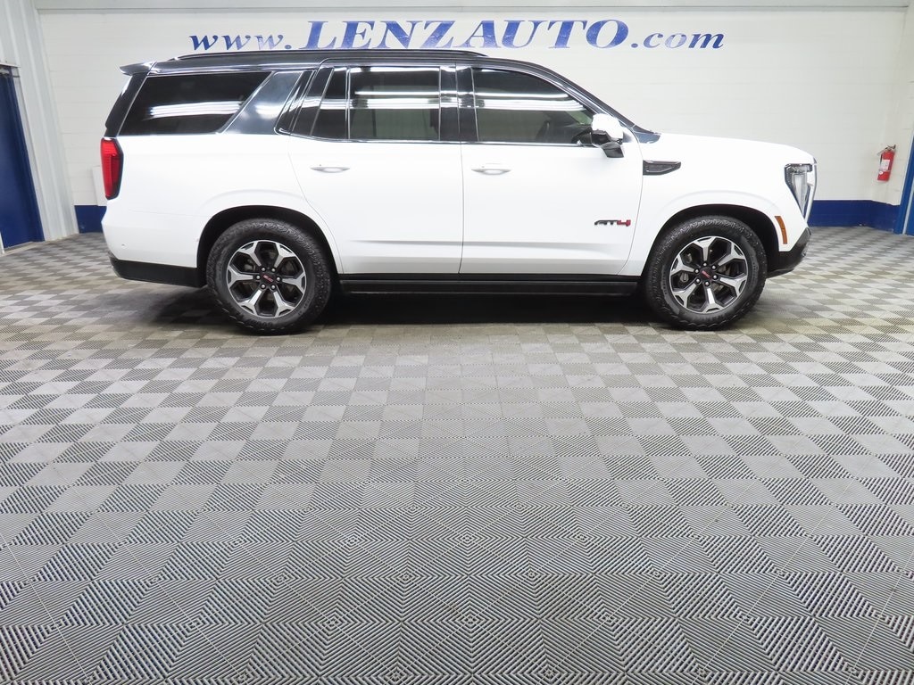 Used 2025 GMC Yukon AT4 Ultimate 4WD SUV