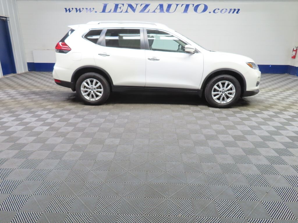 Used 2017 Nissan Rogue SV AWD SUV