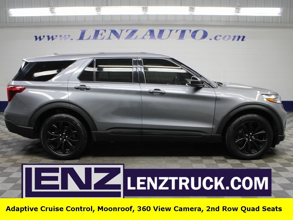 2022 Ford Explorer ST-LINE's photo