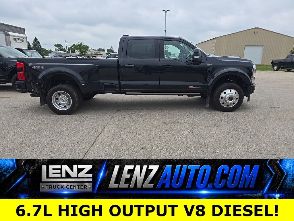 Used 2025 Ford F-450SD 4x4 Crew Cab Platinum DRW Truck