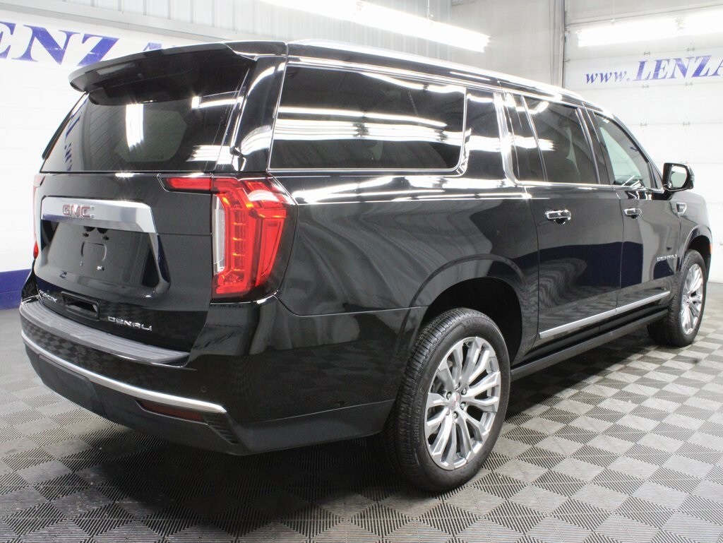 2024 Gmc Yukon XL Denali photo 2