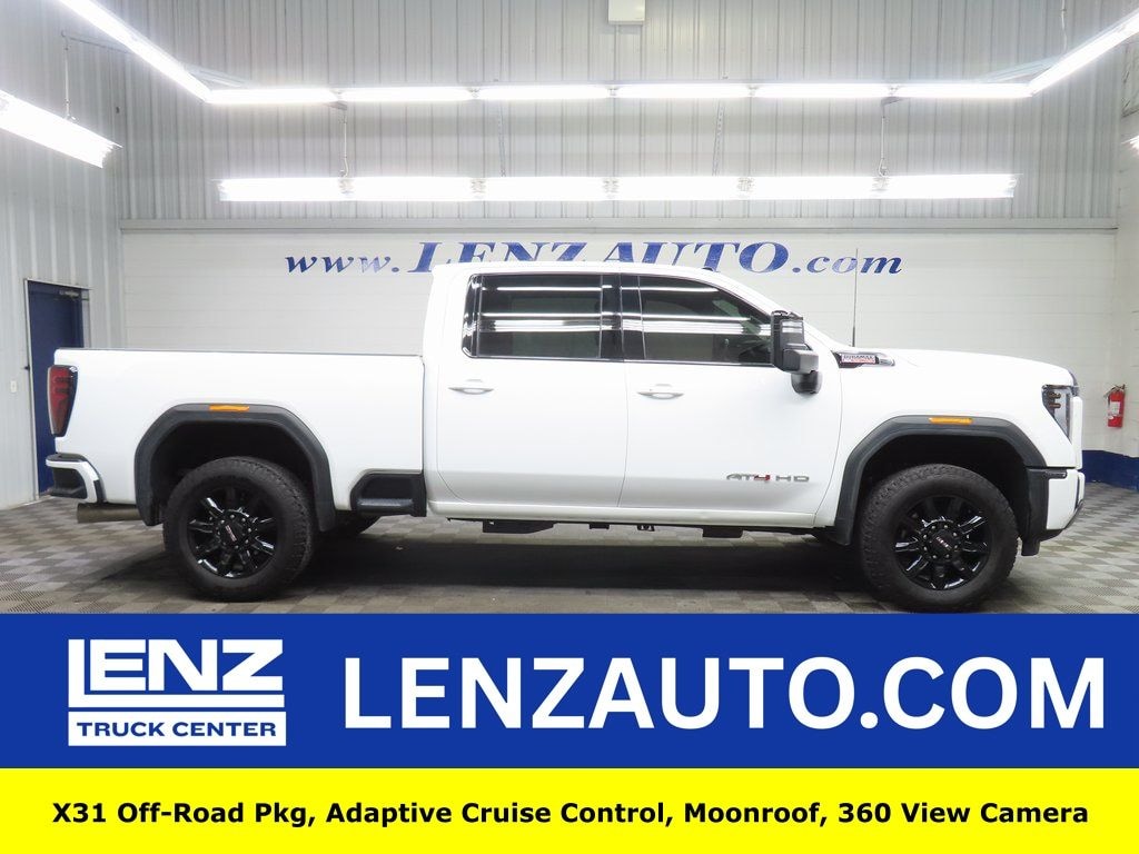 Used 2025 GMC Sierra 2500HD 4x4 Crew Cab AT4 Truck
