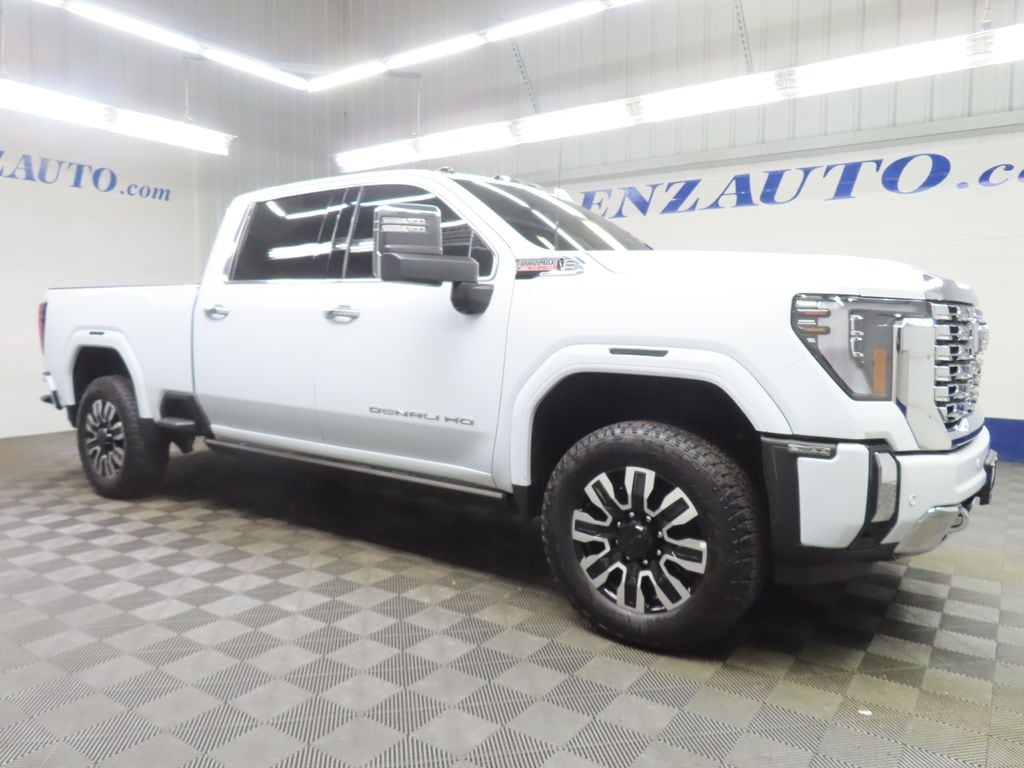 Used 2026 GMC Sierra 2500HD 4x4 Crew Cab Denali Truck