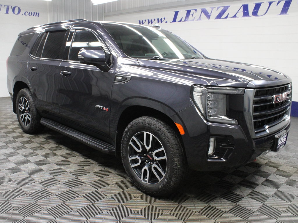 Used 2024 GMC Yukon AT4 4WD SUV