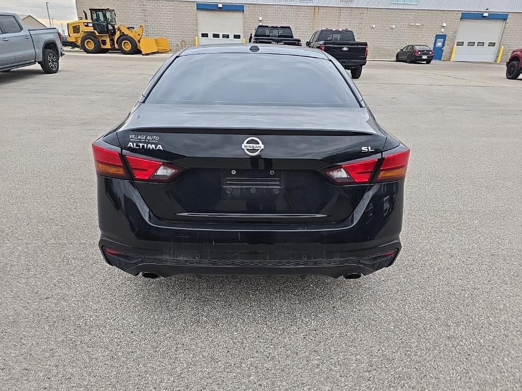 Used 2019 Nissan Altima SL FWD Sedan