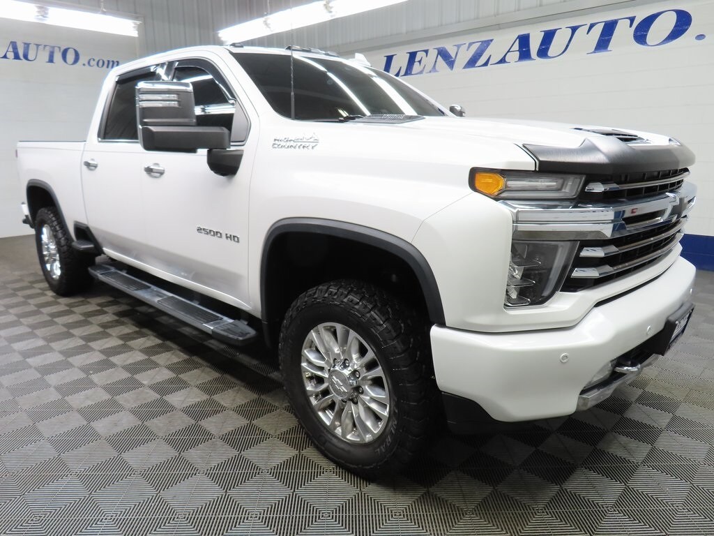 2020 Chevrolet Silverado 2500HD High Country photo 3