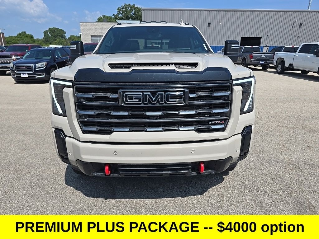 Used 2026 GMC Sierra 2500HD 4x4 Crew Cab AT4 Truck