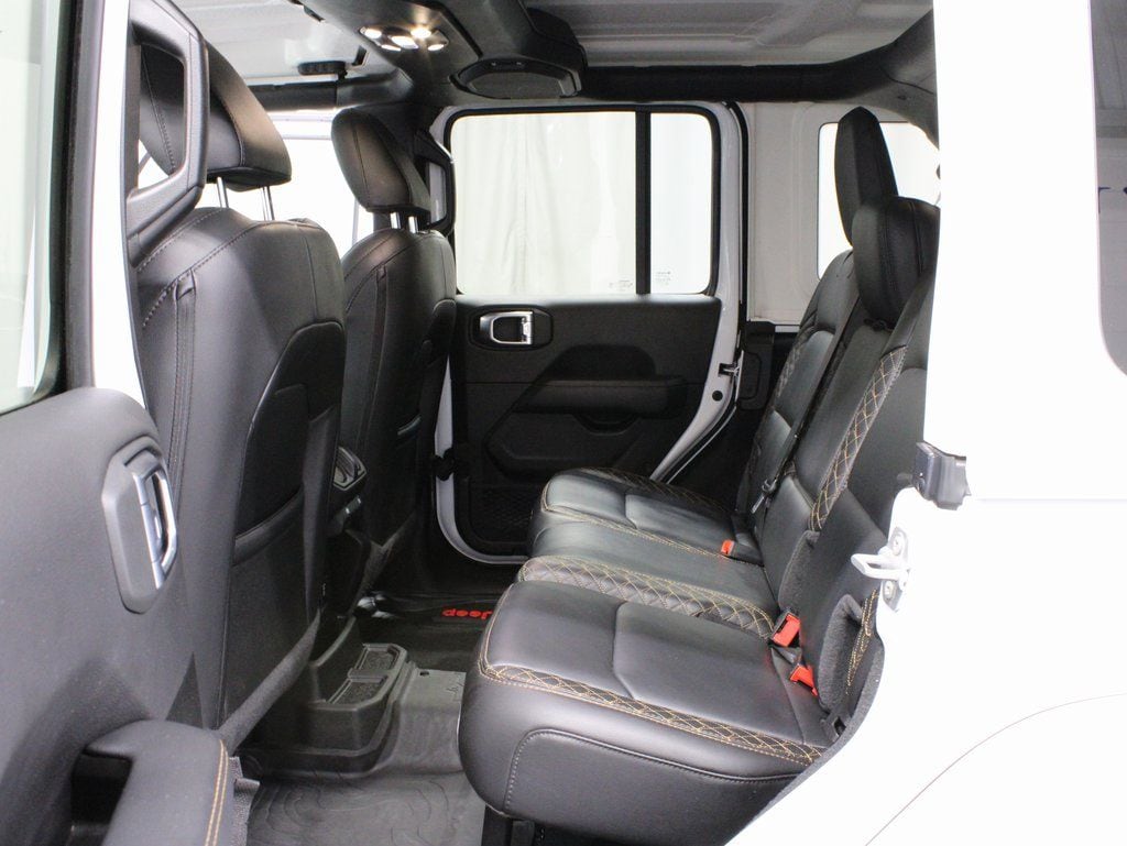 2023 Jeep Wrangler 4-Door Sahara High Altitude - Photo 10