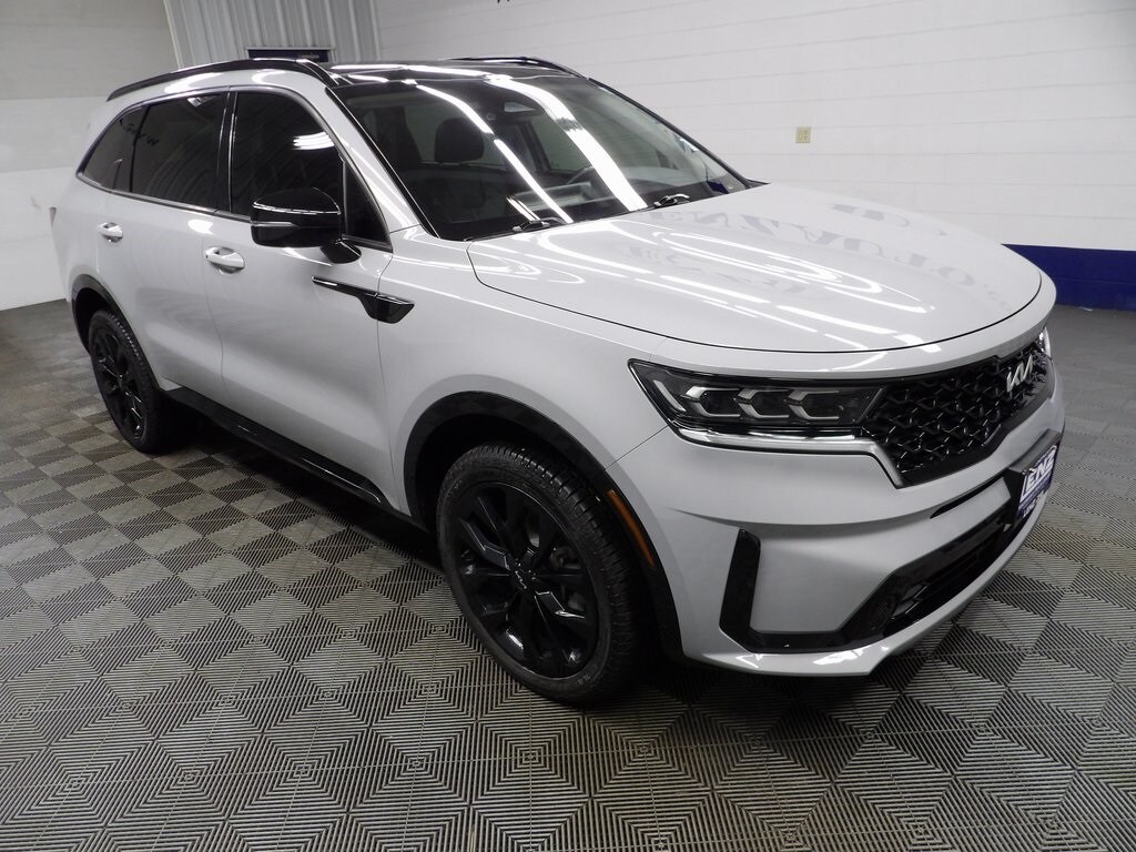 2022 Kia Sorento SX photo 3