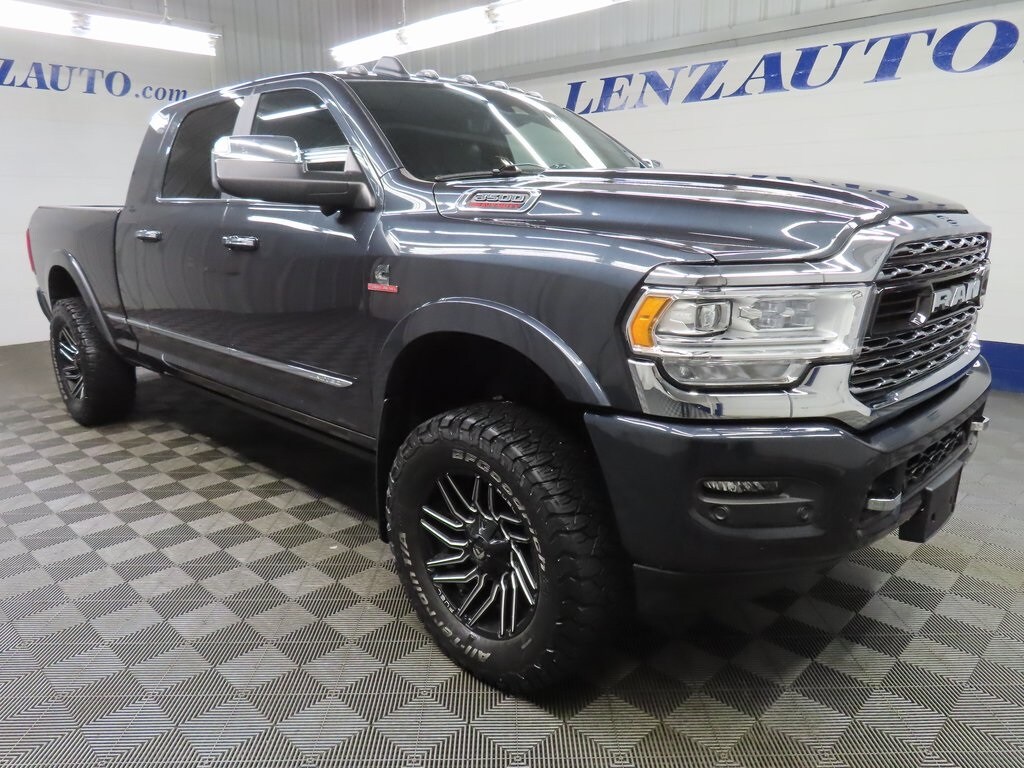 2021 Ram 3500 Limited photo 2