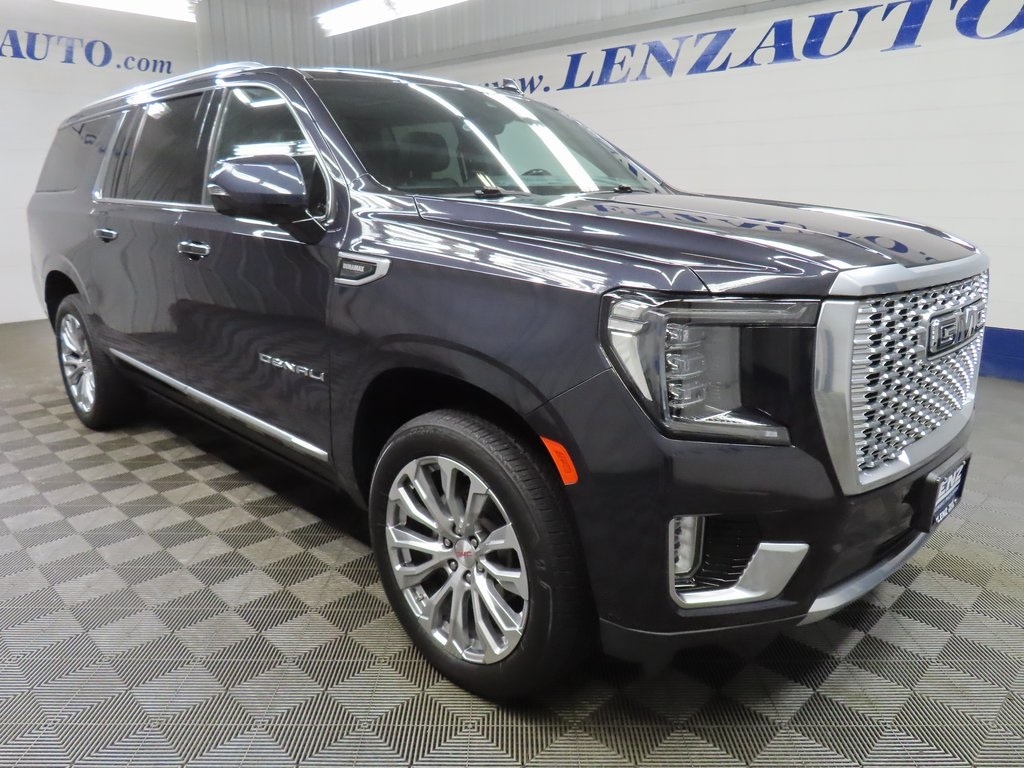 Used 2024 GMC Yukon XL Denali 4WD SUV