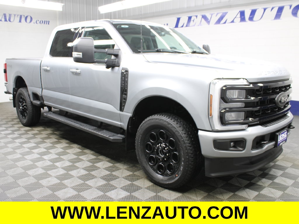 Used 2024 Ford F-350SD 4x4 Crew Cab XLT SRW Truck