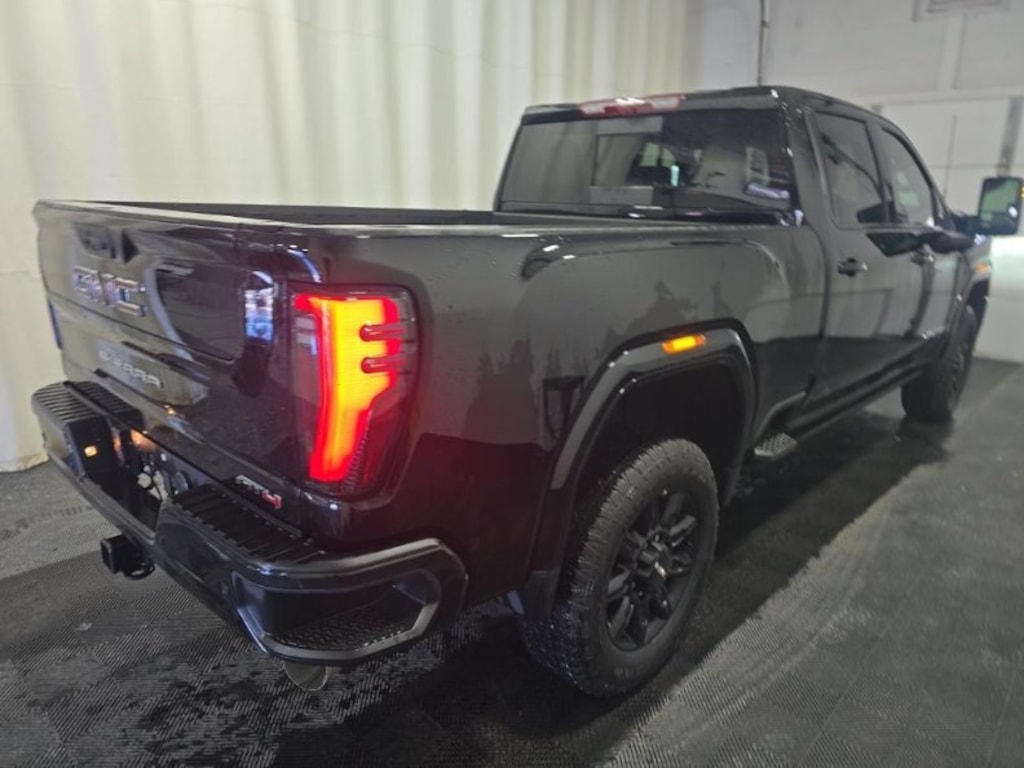 Used 2025 GMC Sierra 3500HD AT4 Truck