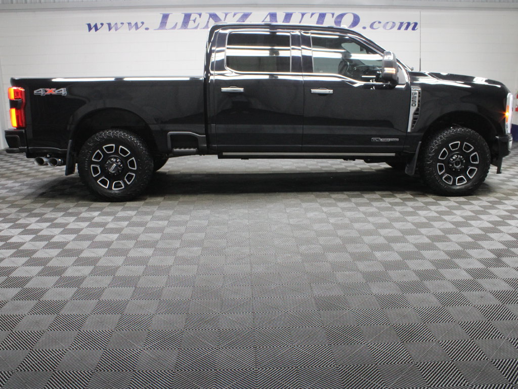 Used 2023 Ford F-250SD 4x4 Crew Cab Platinum Truck