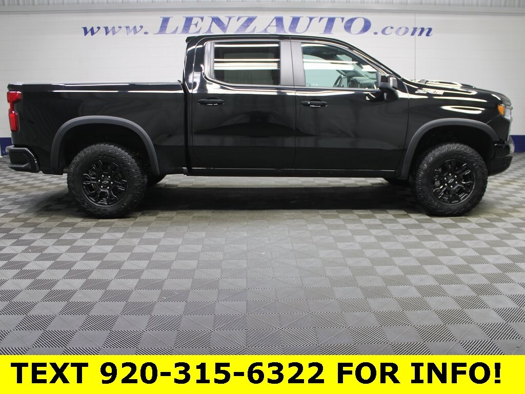2023 Chevrolet Silverado 1500 ZR2 photo 2