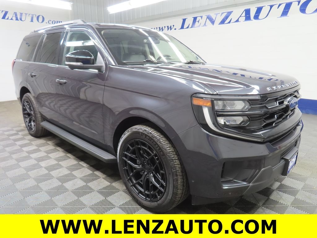 Used 2025 Ford Expedition Active 4WD SUV