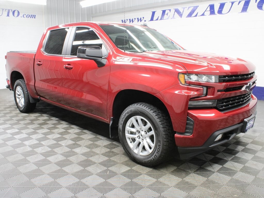 2020 Chevrolet Silverado 1500 RST photo 3