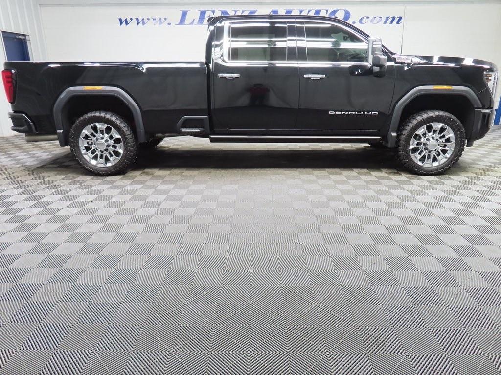 Used 2024 GMC Sierra 2500HD 4x4 Crew Cab Denali Truck