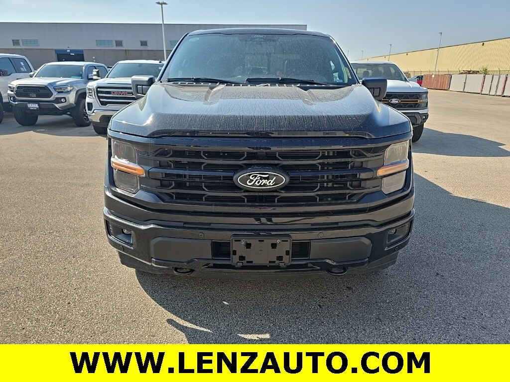 2024 Ford F-150 XLT photo 2