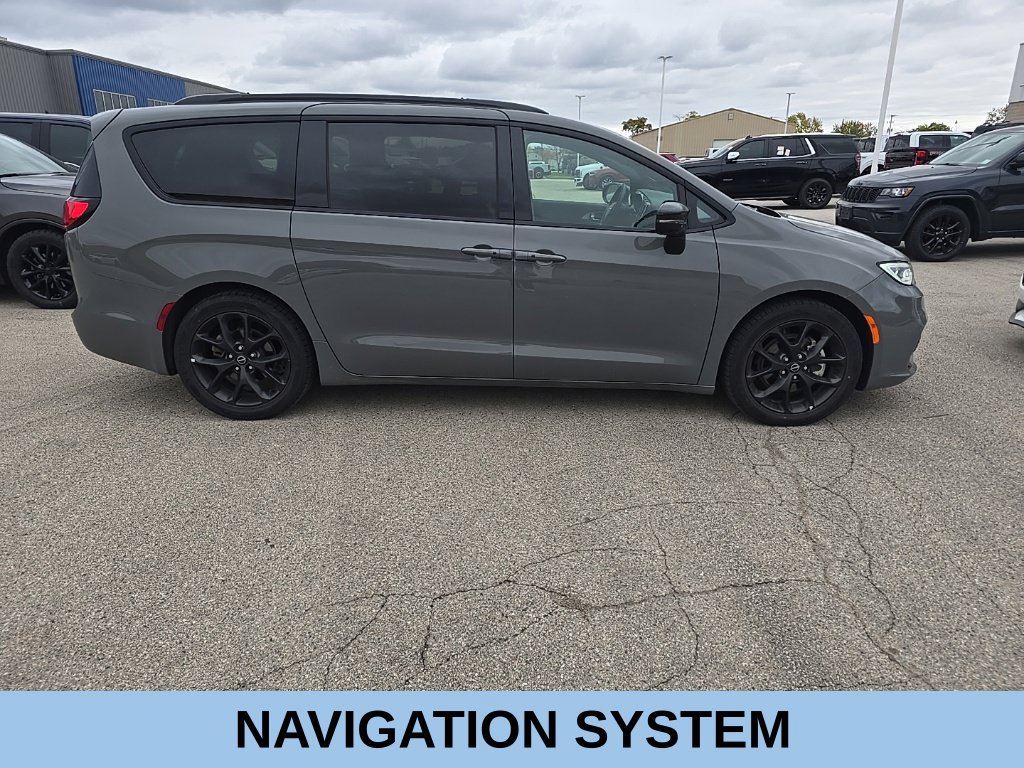 2025 Chrysler Pacifica Limited