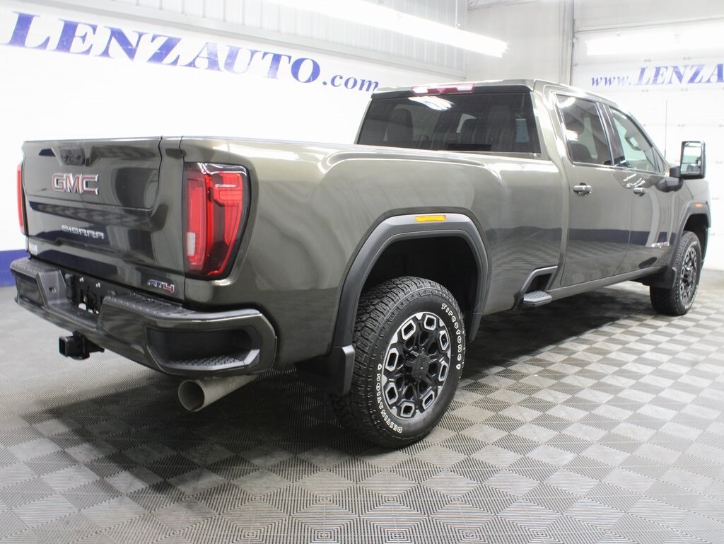 2023 Gmc Sierra HD AT4 photo 2