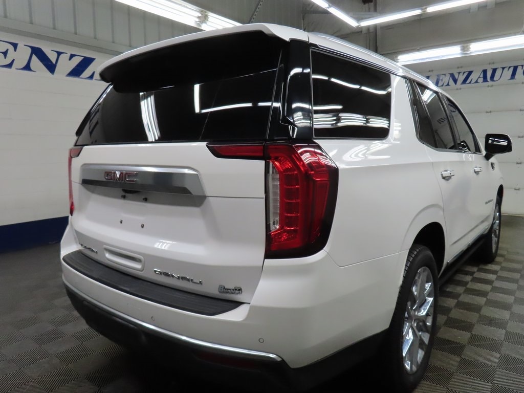 Used 2022 GMC Yukon Denali 4WD SUV