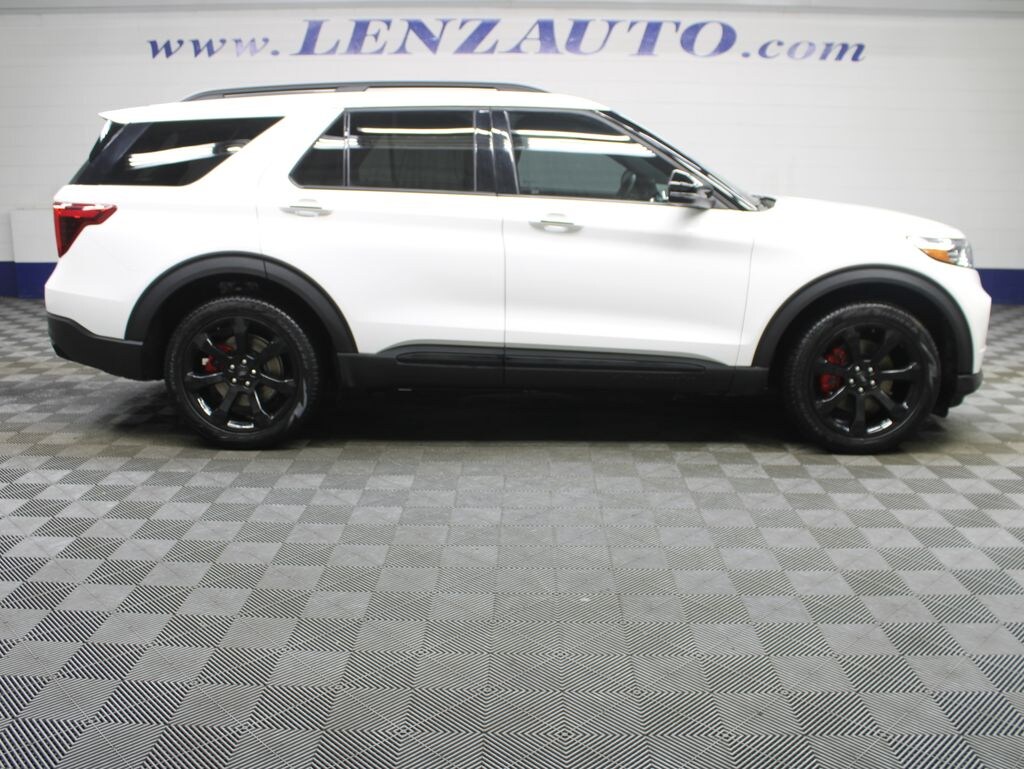 Used 2024 Ford Explorer ST 4WD SUV