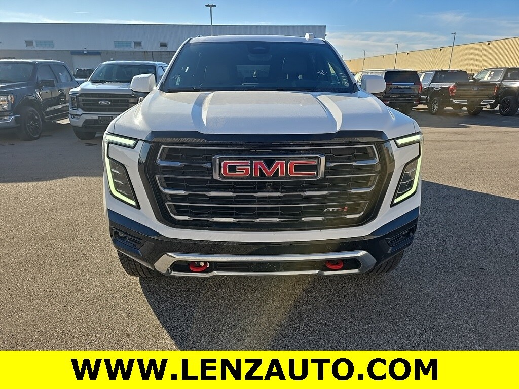2025 Gmc Yukon XL AT4 photo 2