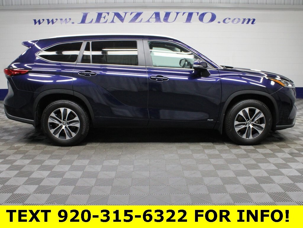 2023 Toyota Highlander Hybrid XLE photo 2