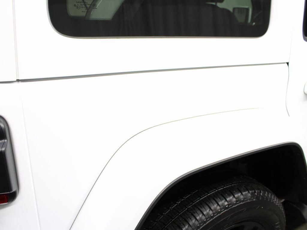 2023 Jeep Wrangler 4-Door Sahara High Altitude - Photo 31