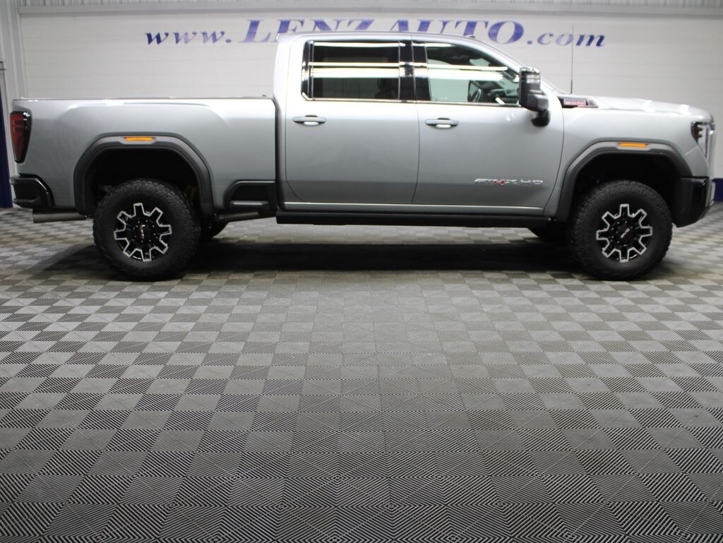 Used 2024 GMC Sierra 2500HD 4x4 Crew Cab AT4X Truck