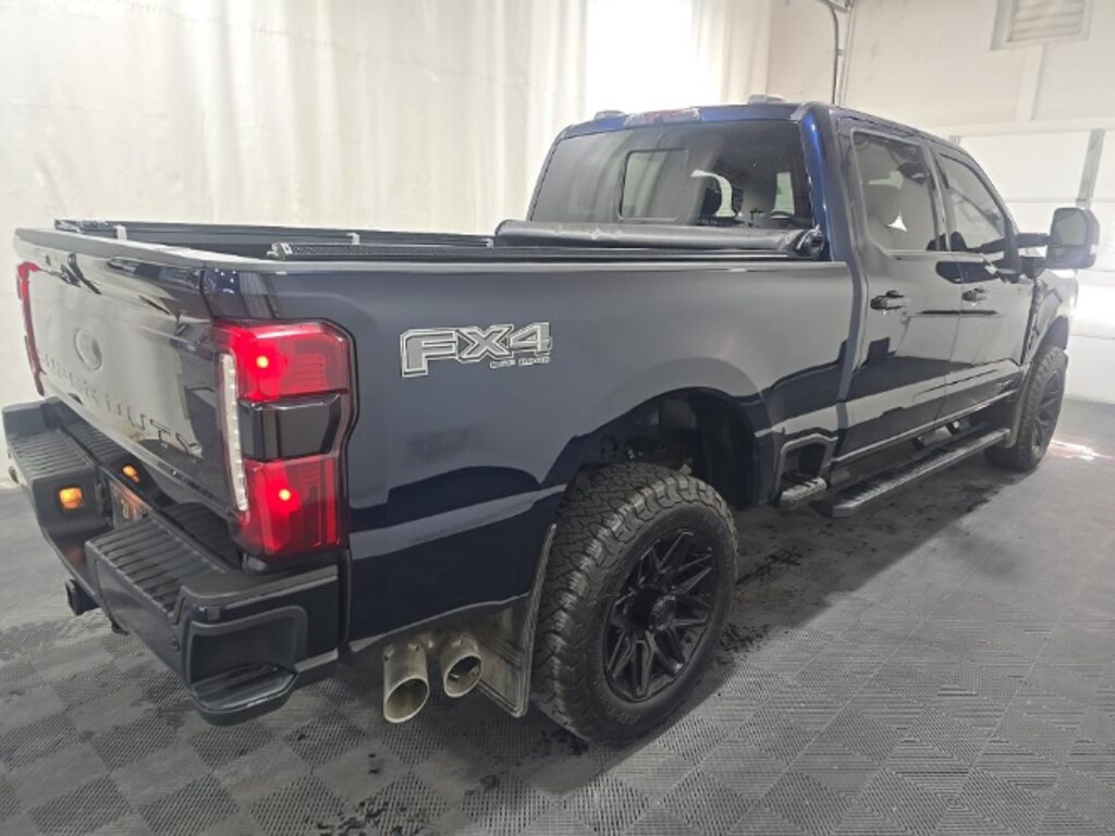 Used 2024 Ford F-350SD 4x4 Crew Cab Lariat SRW Truck