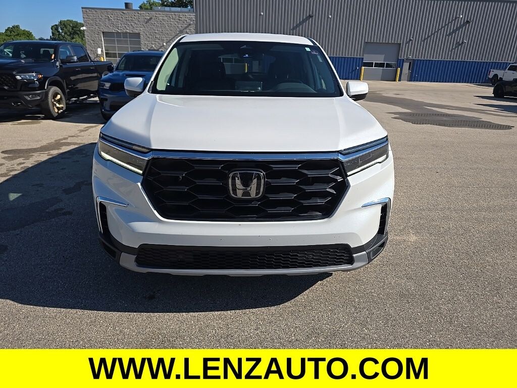 Used 2024 Honda Pilot EX-L AWD SUV
