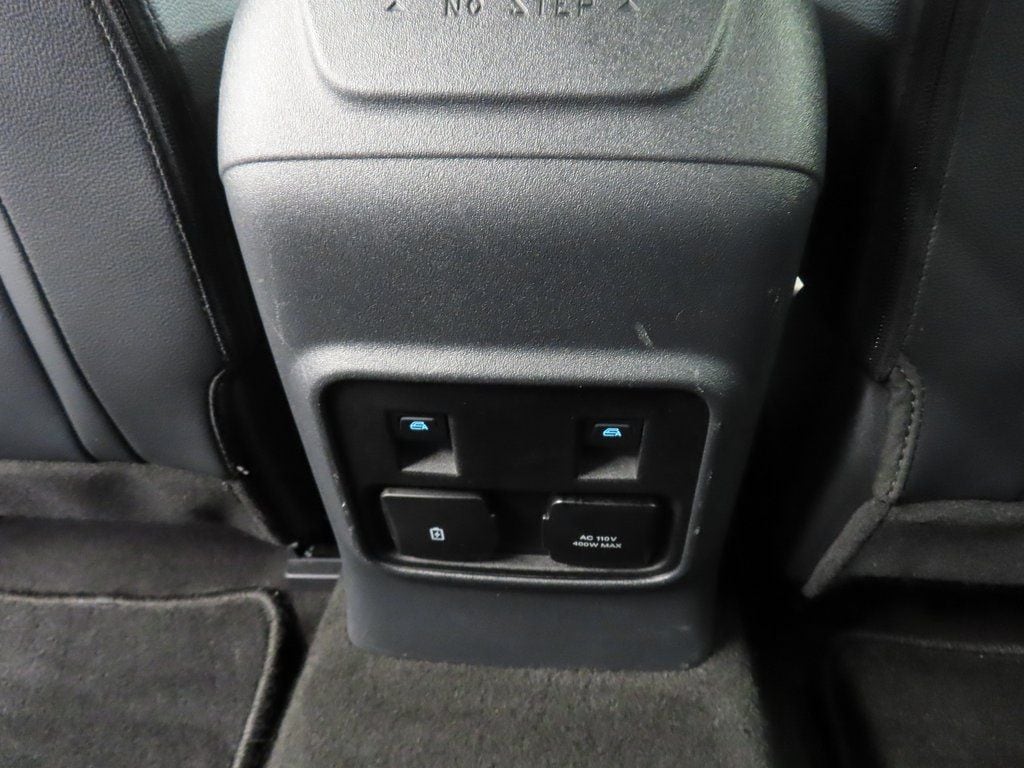 2024 Ford Bronco 4-Door Wildtrak - Photo 11