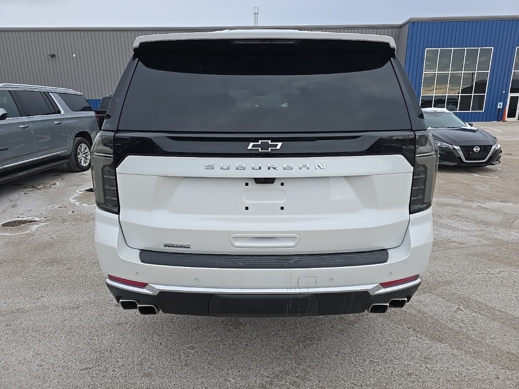 Used 2025 Chevrolet Suburban High Country 4WD SUV
