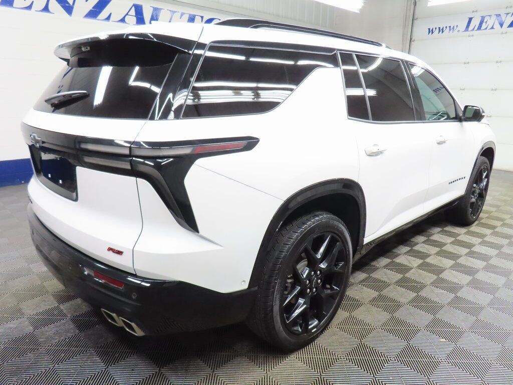 Used 2024 Chevrolet Traverse RS AWD SUV