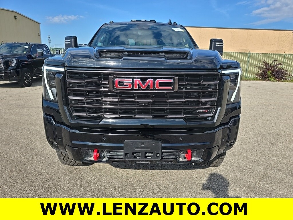 2025 Gmc Sierra HD AT4X photo 2