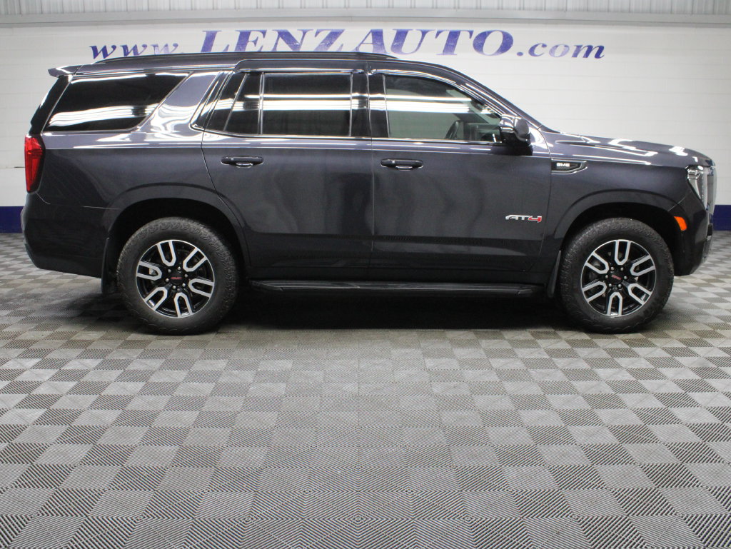 Used 2024 GMC Yukon AT4 4WD SUV