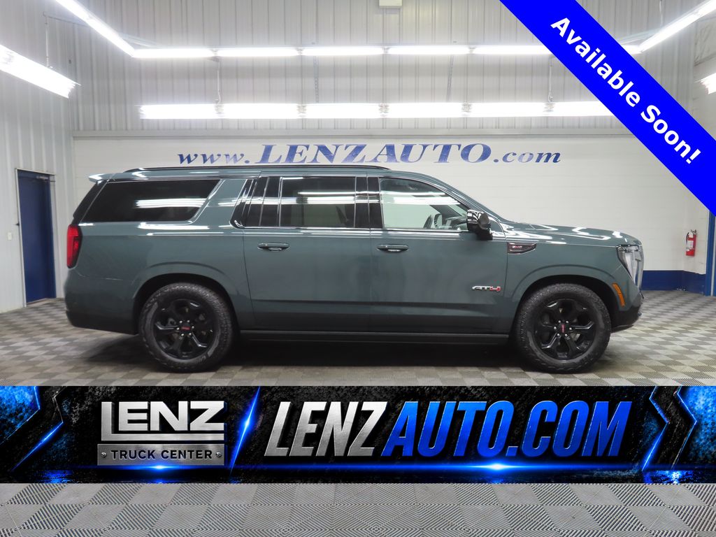 2026 GMC Yukon AT4 Ultimate 4X4's photo
